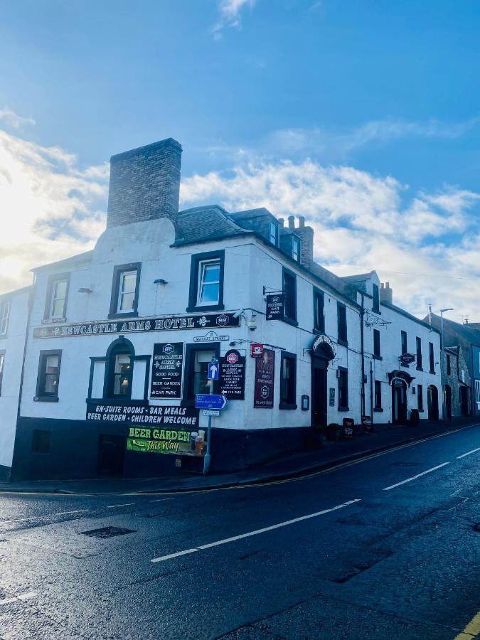 Newcastle Arms Hotel Coldstream Exterior photo
